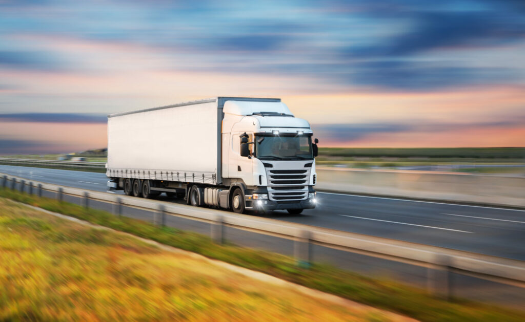 Transport de marchandises sur l'autoroute